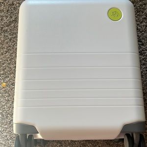 Drunk elephant trunk